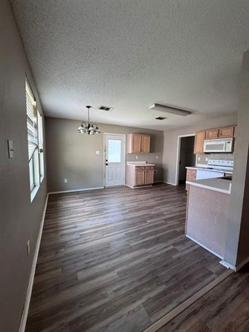 Primary Photo - 5409 Comanche Wells Dr