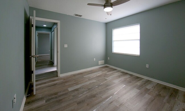 Building Photo - 7447 Mead Dr