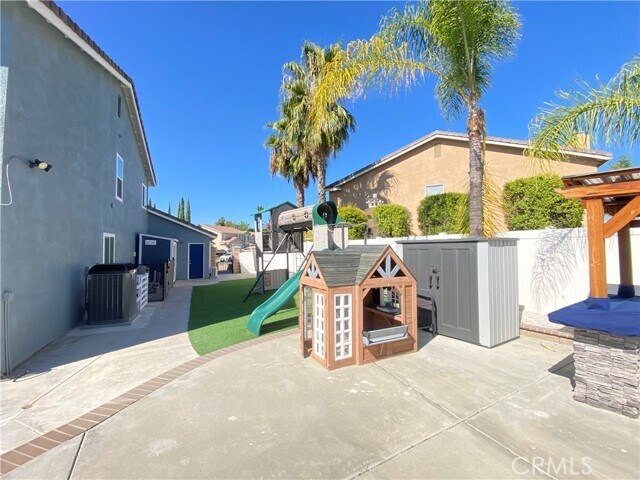 Building Photo - 971 Saltcoats Dr