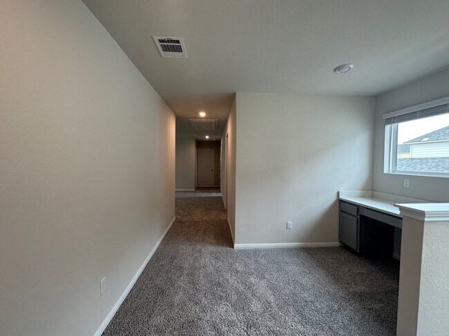 Building Photo - 244 Lost Mine Peak Ln