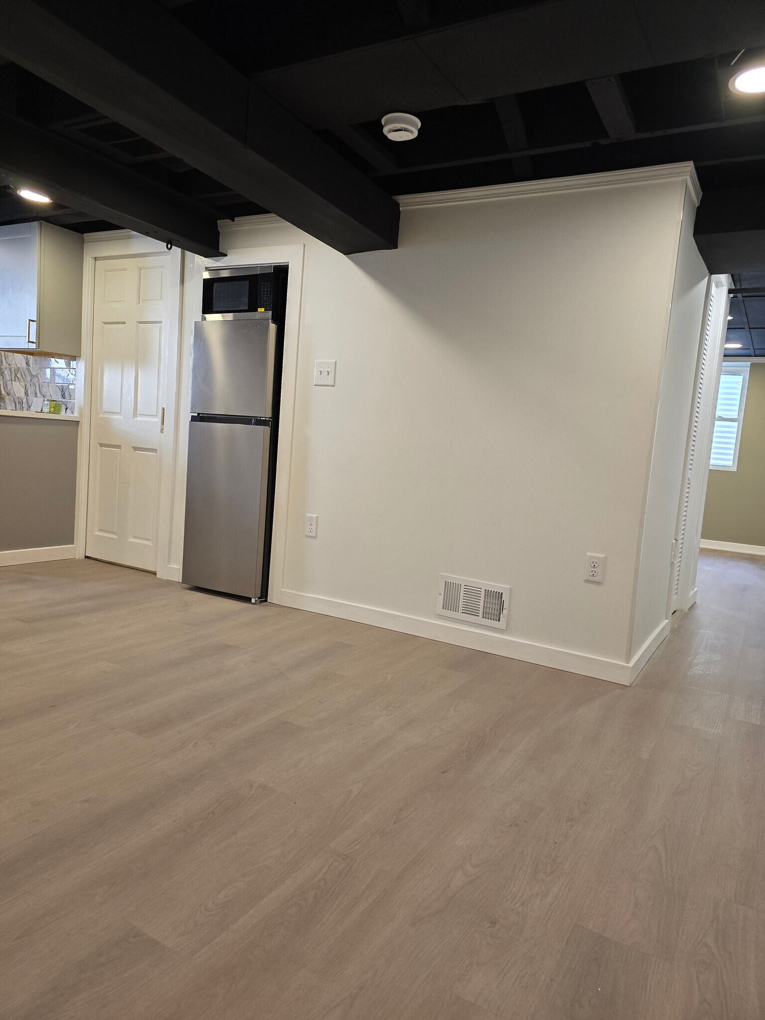 Building Photo - 10535 W Spring Green Rd