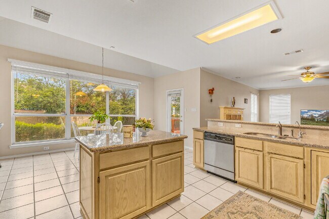 Building Photo - 2719 Rancho Mirage