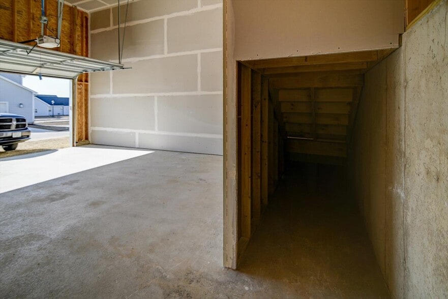 Building Photo - 4831 Suelo Rd