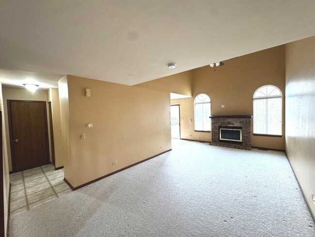 Building Photo - 165 Winchester Dr