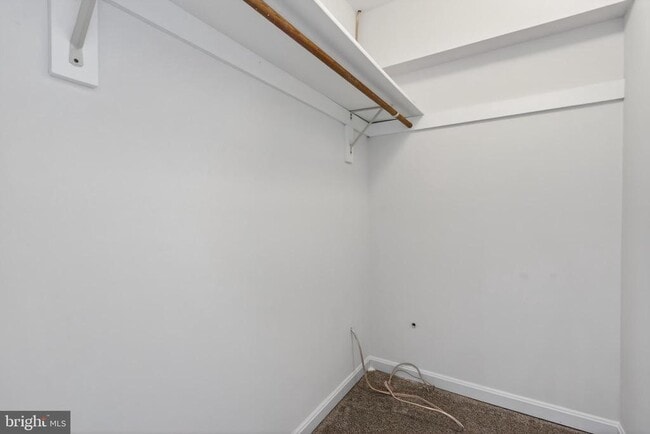Building Photo - 740 Kentland Dr