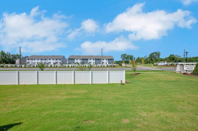 Building Photo - 114 Holmes Corner Dr
