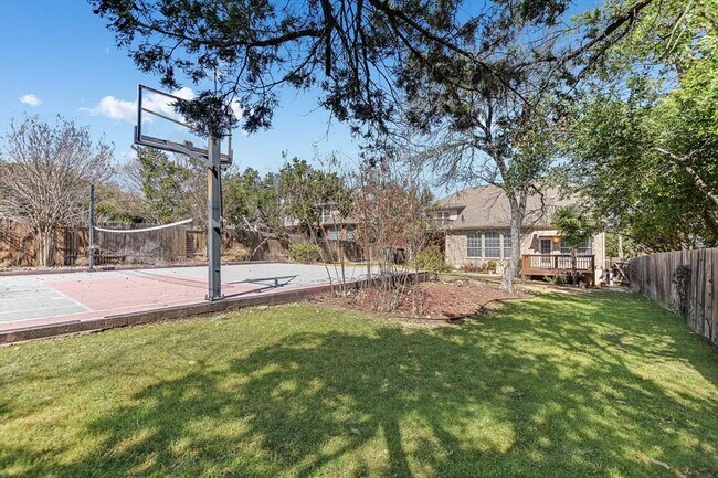 Building Photo - 7301 Fabion Dr