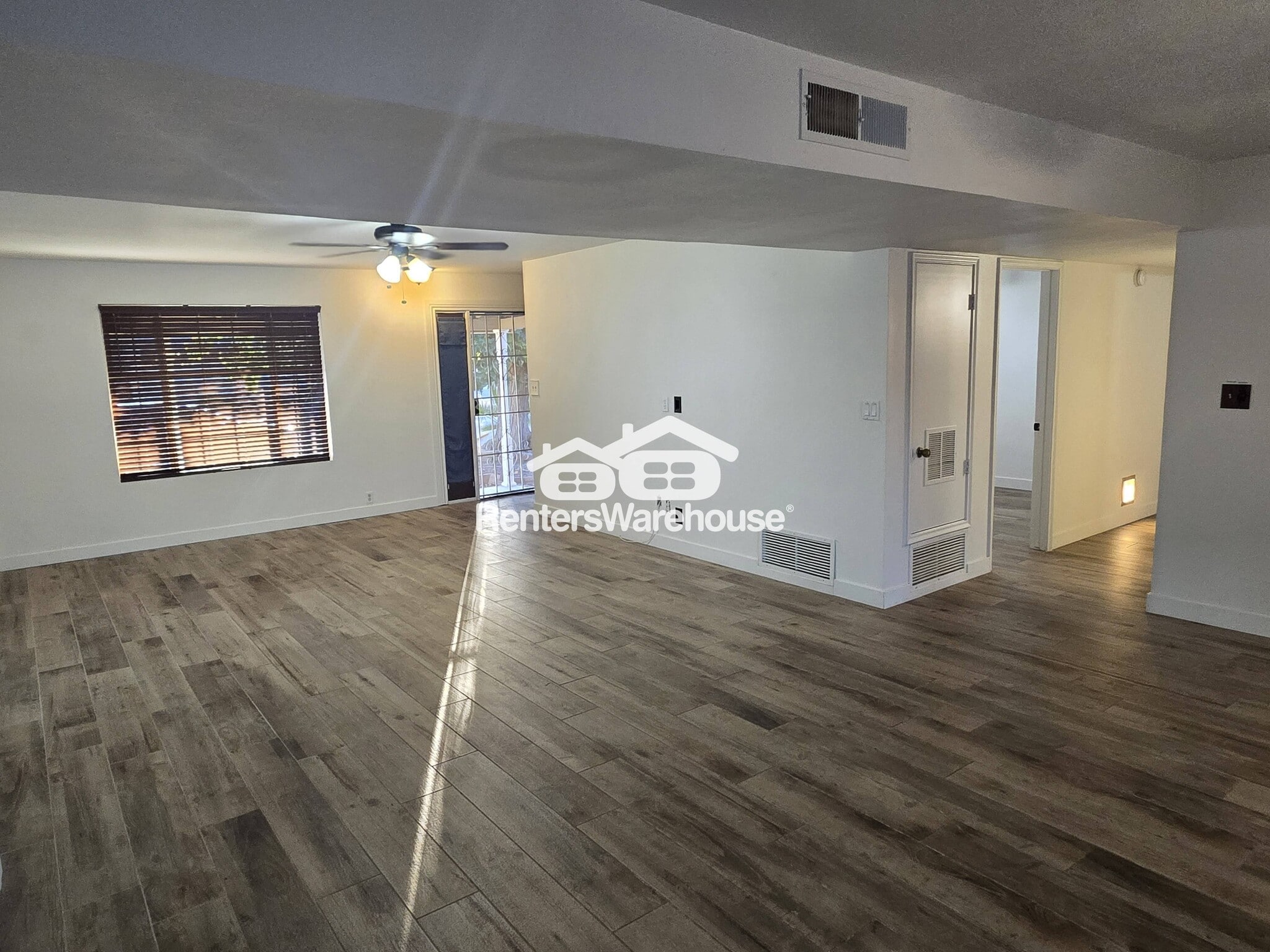 Building Photo - 4136 W Beryl Ave