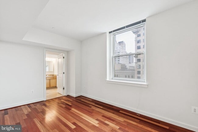 Building Photo - 111 S 15th St
