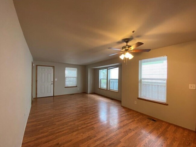 Building Photo - 2367 McDonald Ave