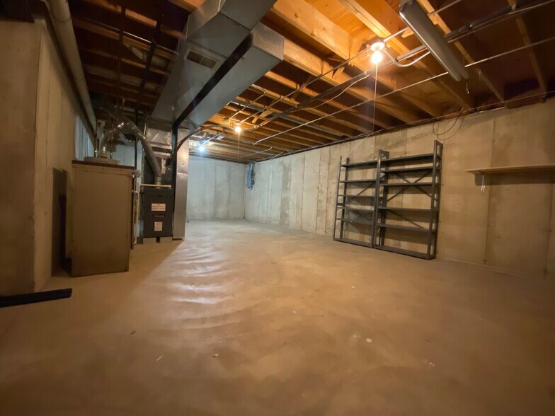 Basement- full length of house - 514 Heritage Dr