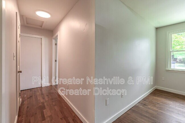 Building Photo - 153 Hadley Dr