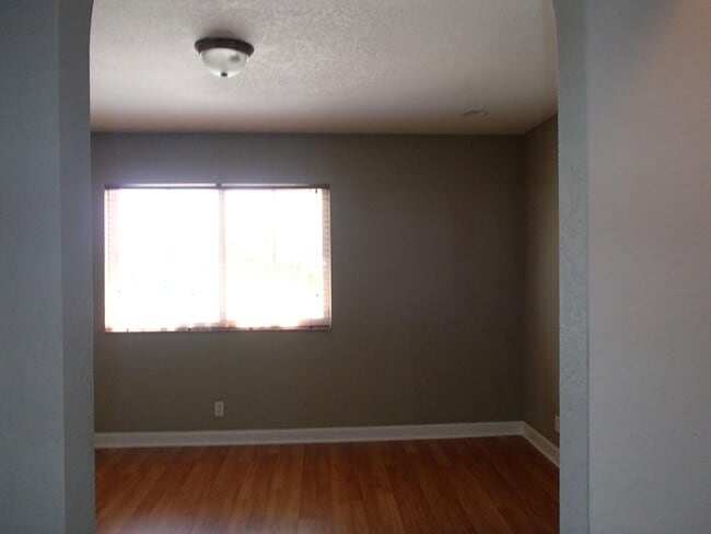 Building Photo - 222 Bayfront Dr