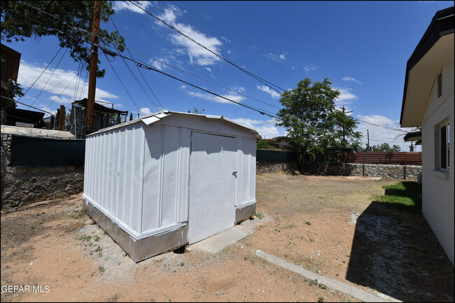 Building Photo - 10069 Keystone Ln