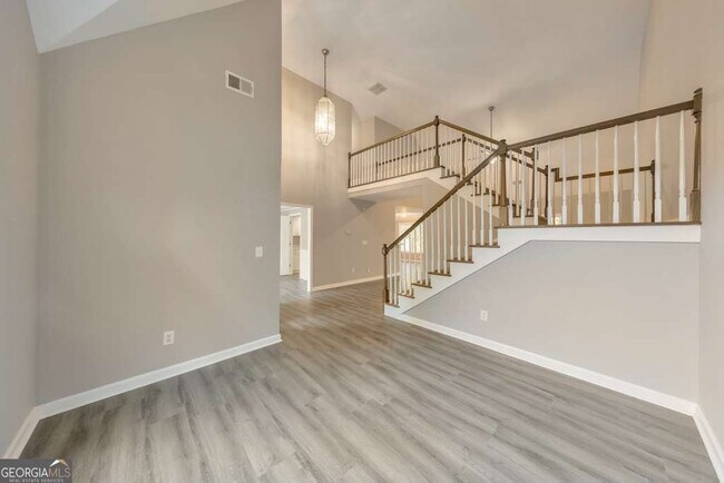 Building Photo - 4804 Thicket Path NW