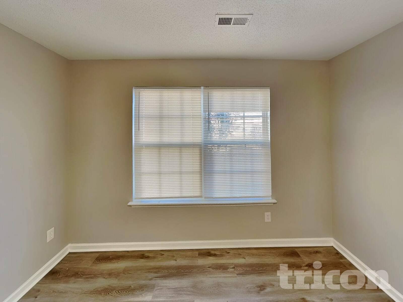 Building Photo - 12360 Hennigan Pl Ln