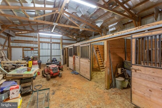Building Photo - 18136 Pepmeier Hill Rd