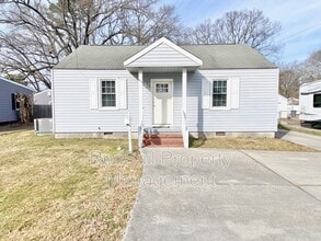 Building Photo - 619 Brewer St