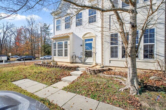 Building Photo - 5218 Drakes Ct