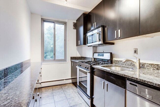 Building Photo - 4200 Cathedral Ave NW