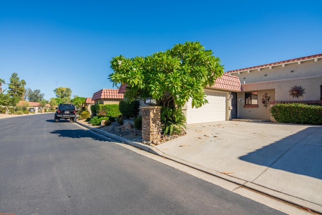 Building Photo - 40632 La Costa Cir E