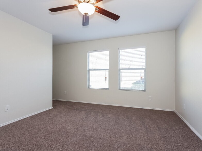 Building Photo - 9036 Sun Haven Way