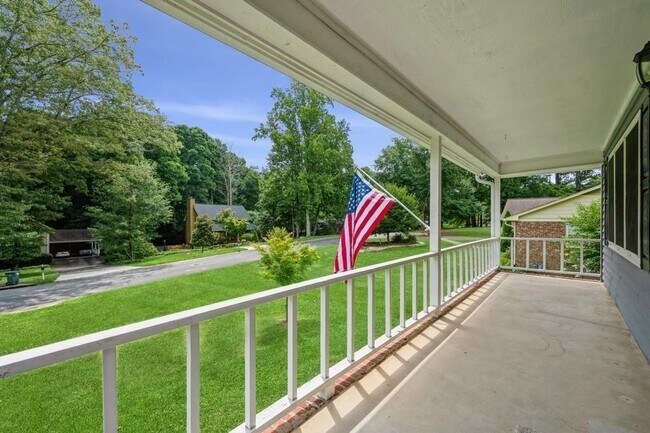 Building Photo - 1763 Sherman Ln