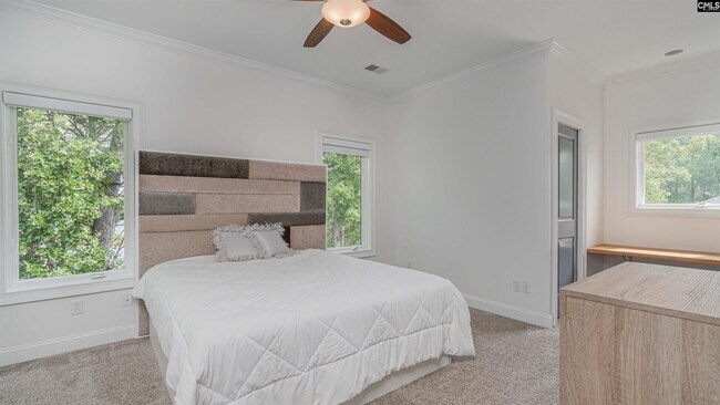 Building Photo - 132 Laguna Vista Dr