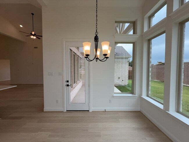 Building Photo - 2463 Bussey Dr