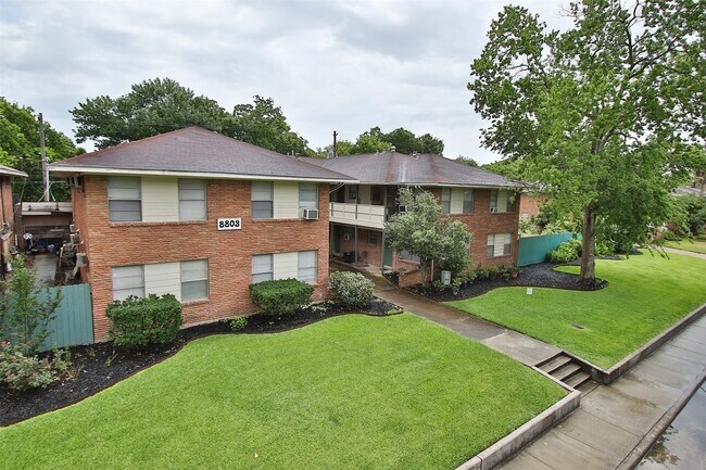 Building Photo - 8807 Timberside Dr