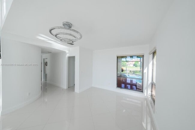 Building Photo - 22599 Esplanada Cir