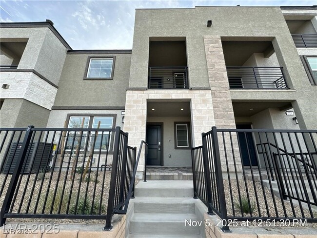 Building Photo - 322 Cymbal Pl