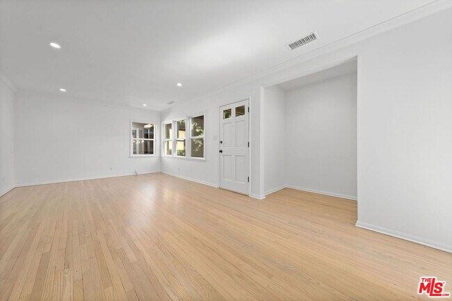 Building Photo - 11347 Cashmere St