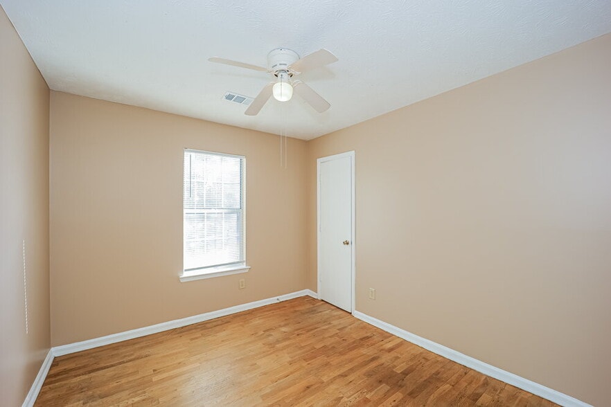 Building Photo - 6269 Valdez Dr