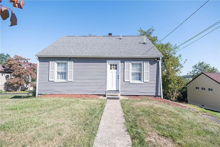 Building Photo - 721 Linwood Dr