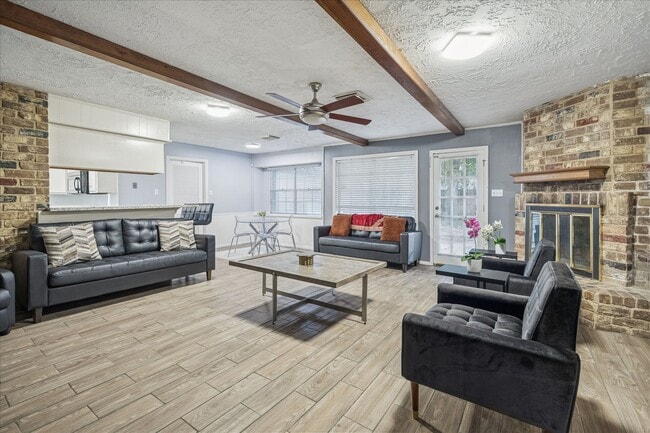 Building Photo - 13107 Tall Forest Dr