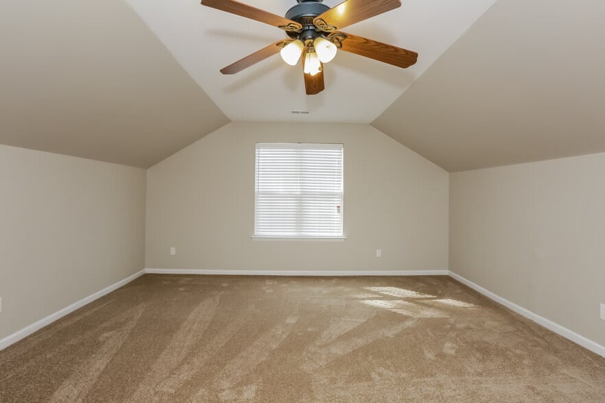 Building Photo - 1702 Cottage Creek Rd