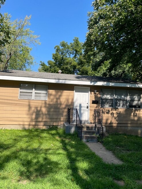 Building Photo - 5603 Wilborn Dr