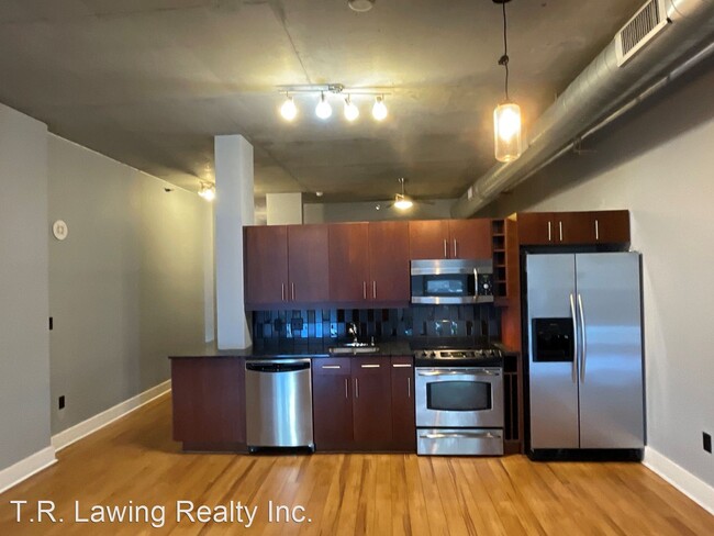 Building Photo - 1 br, 1 bath House - 505 E 6th Street #302