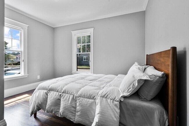 Building Photo - 81 Butler St