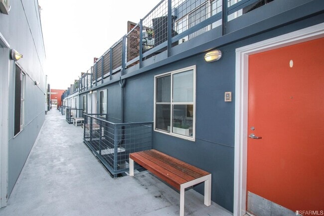 Building Photo - 175 Bluxome St