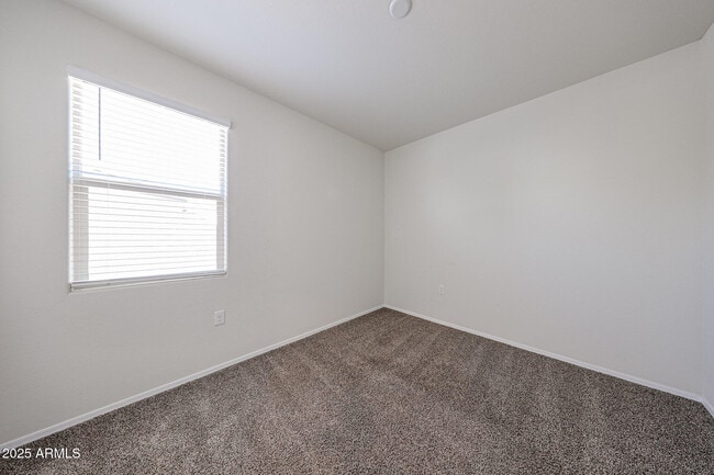 Building Photo - 31041 W Avalon Cir