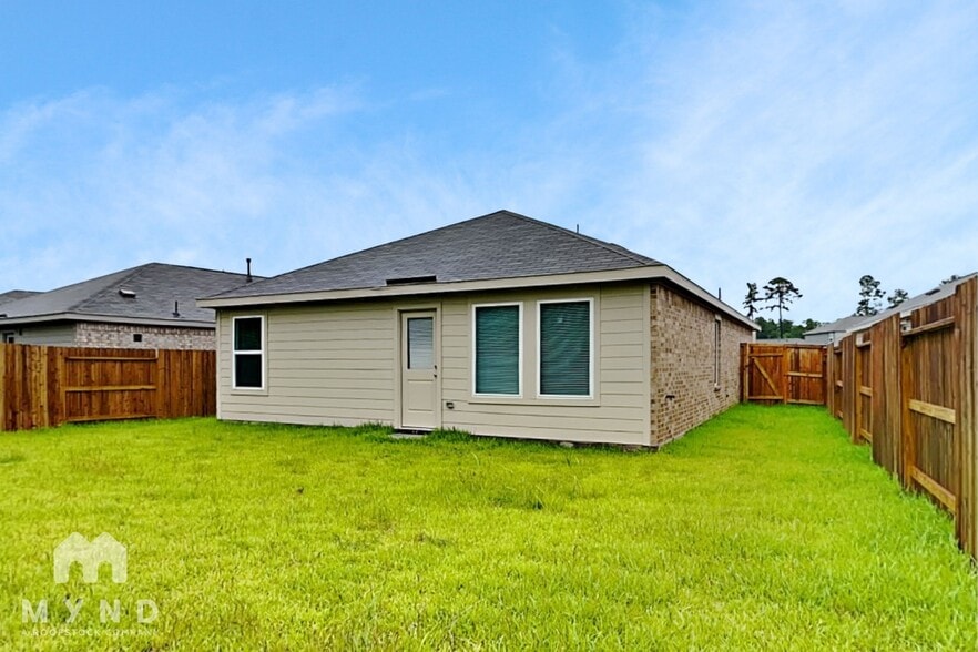 Building Photo - 940 Capracotta Dr