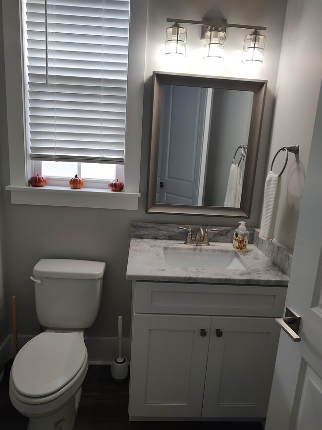 Building Photo - 3589 Esplanade Way