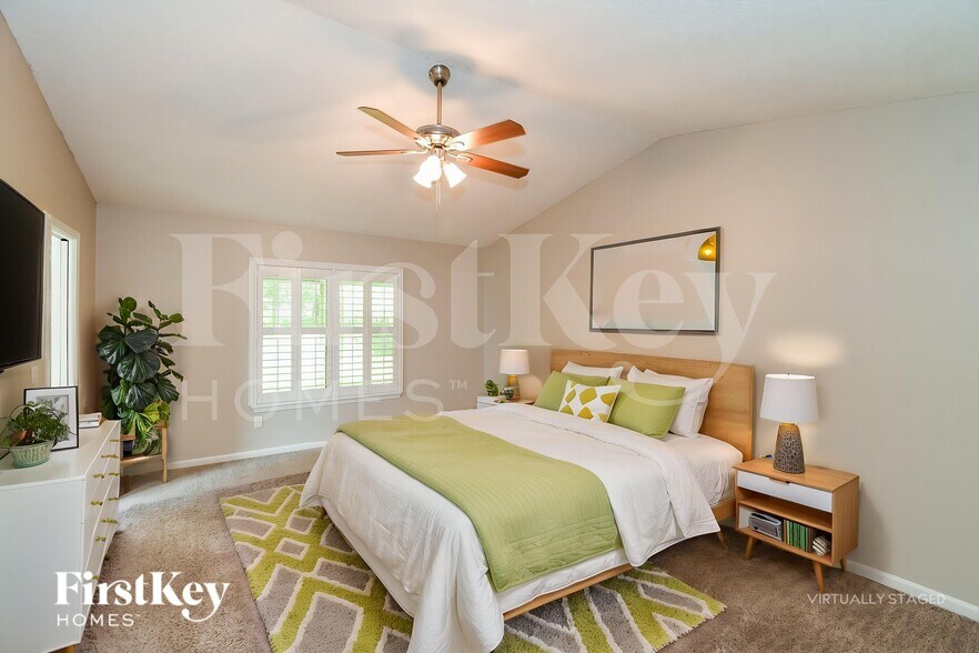 Building Photo - 1332 Lamboll Ave