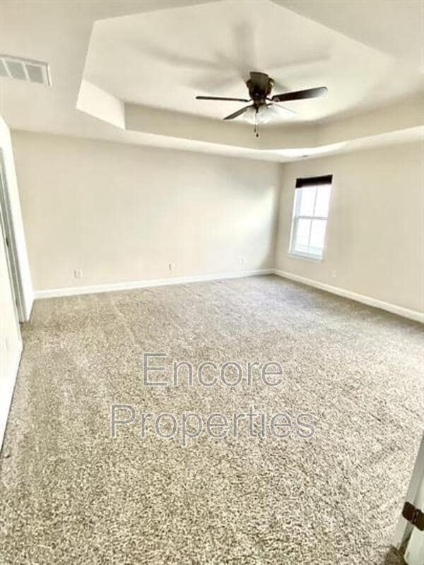 Building Photo - 2057 Aventon Ln