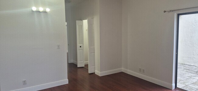 Building Photo - 1145 NW 98th Terrace