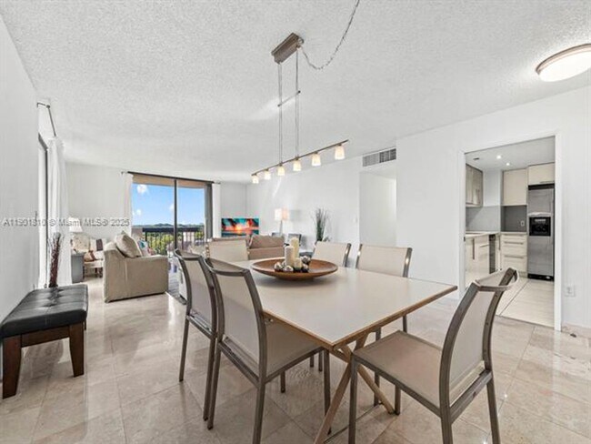 Building Photo - 600 Biltmore Way