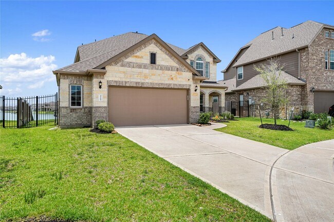 Building Photo - 3723 Lake Varano Cir