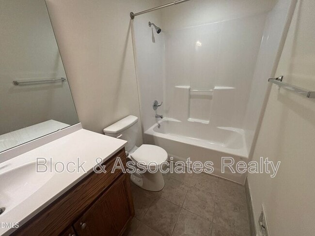 Building Photo - 3609 Melrose Dr